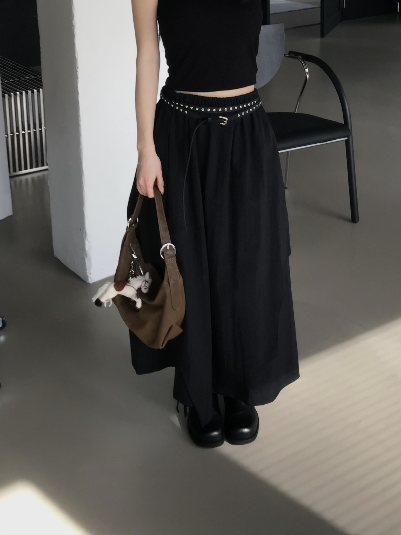 J27 設計款層次長裙 (黑)