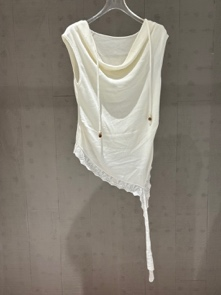 0420SZ64-SZHK-CLOS-不規則下擺綁帶法式背心(A64)