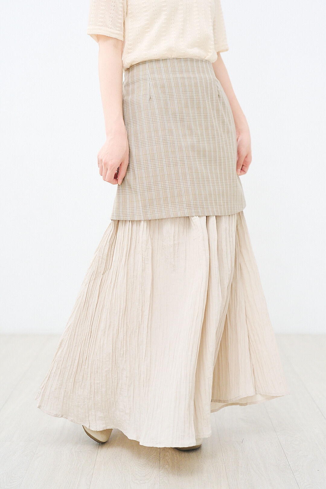 (預購)聖托里尼的晚風！閃耀格紋層次裙(兩色-典雅米)