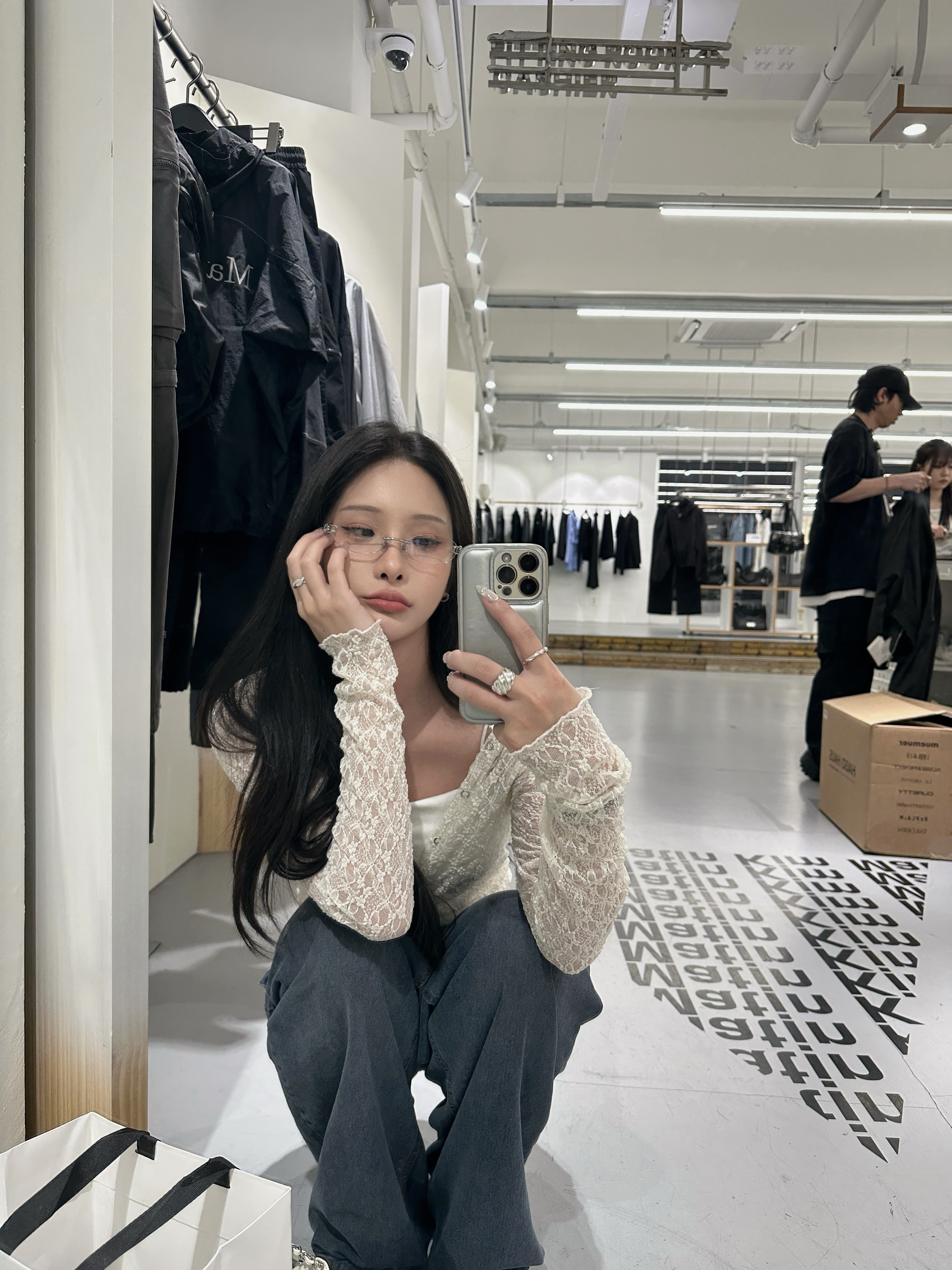 J06 透明感蕾絲連帽上衣 (白)