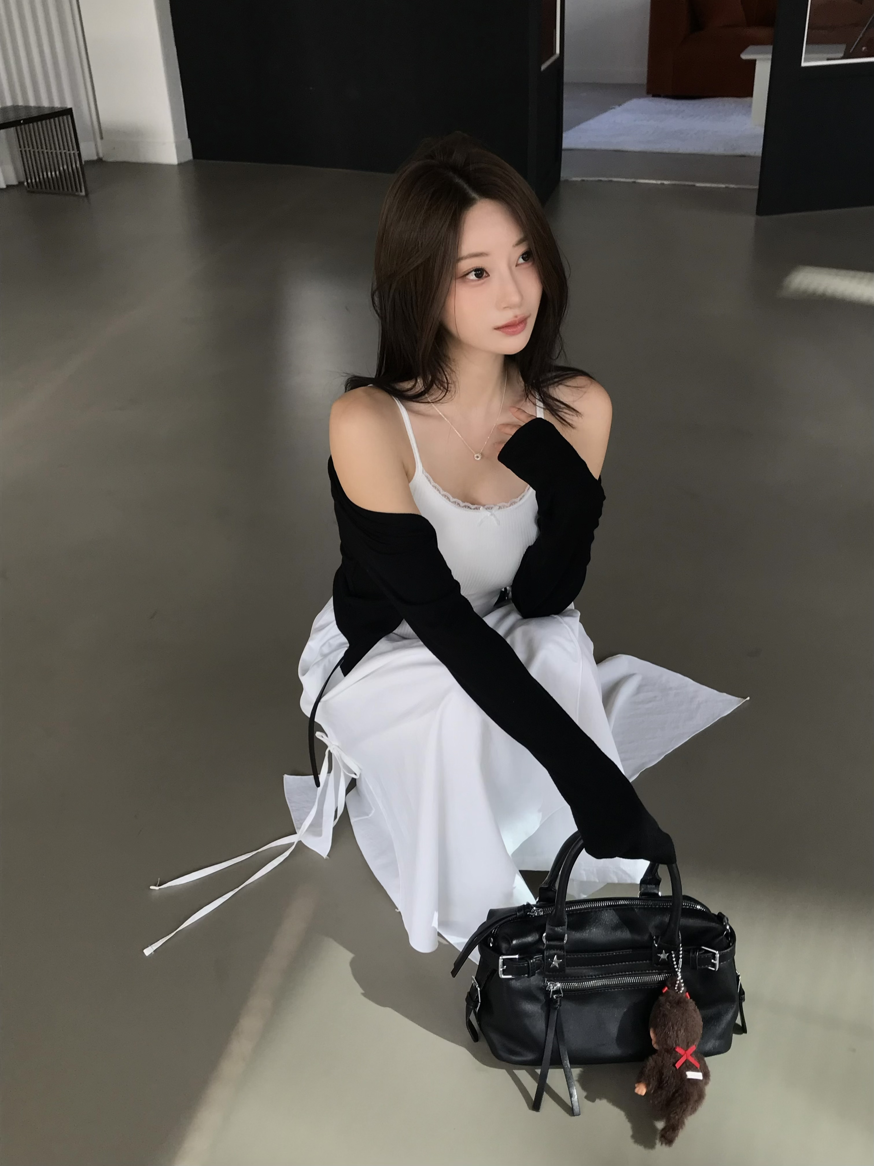 J01 柔軟親膚蕾絲bratop (白)