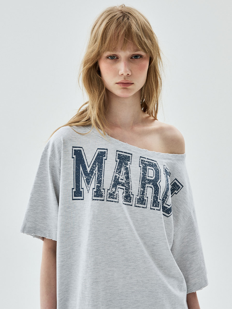 Mardi Mercredi TSHIRT OFF SHOULDER CRACKED LOGO DESTROYED