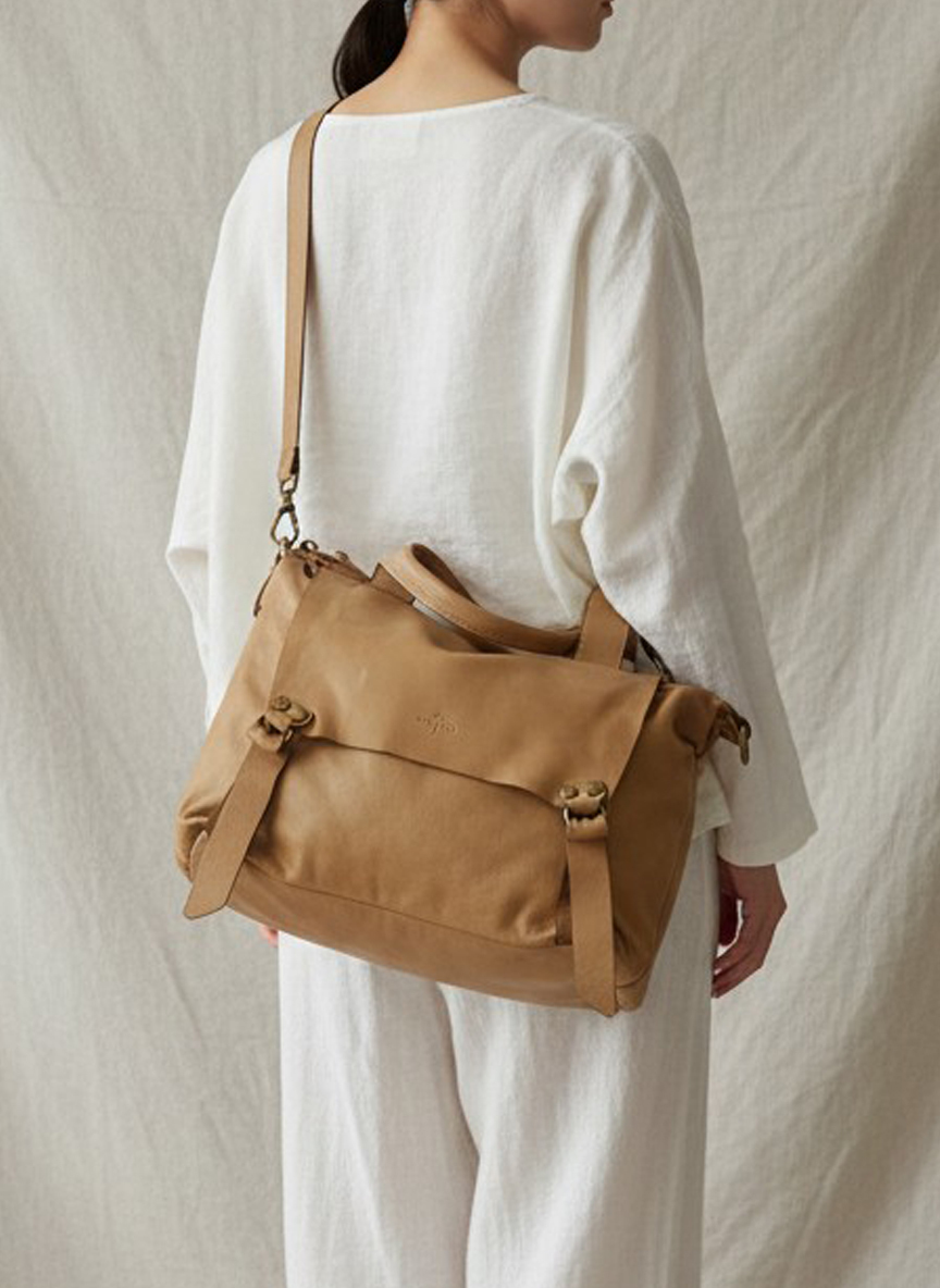 Ufficio 鞣革郵差包 卡其