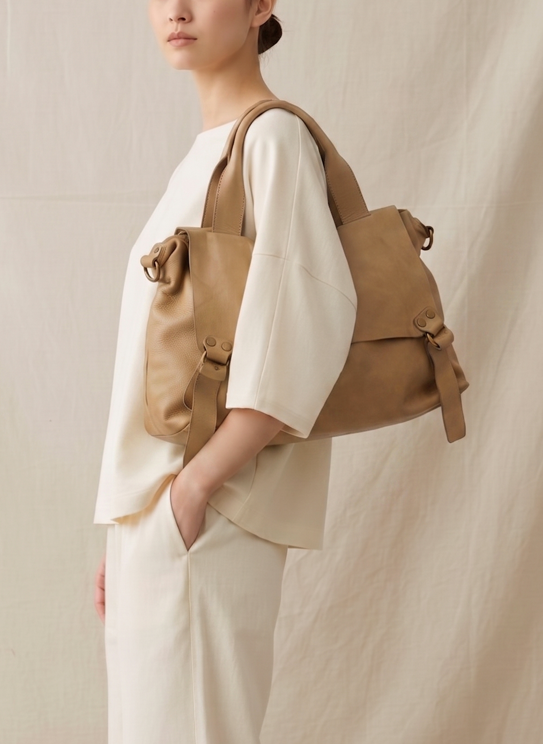 Ufficio 鞣革郵差包 卡其