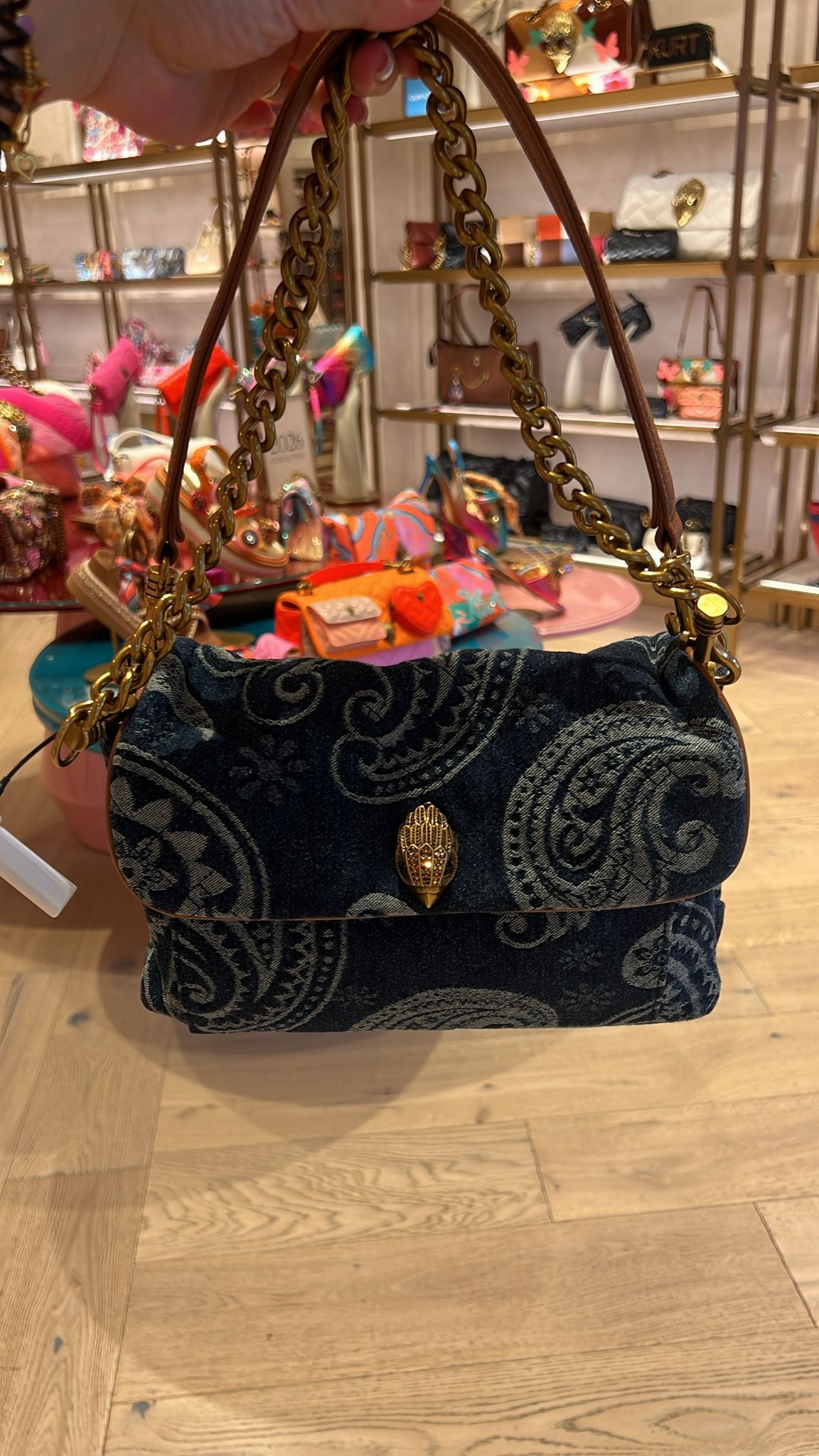 英國代購 -KG Kurt Geiger CELIA SHOULDER BAG 牛仔腰果花