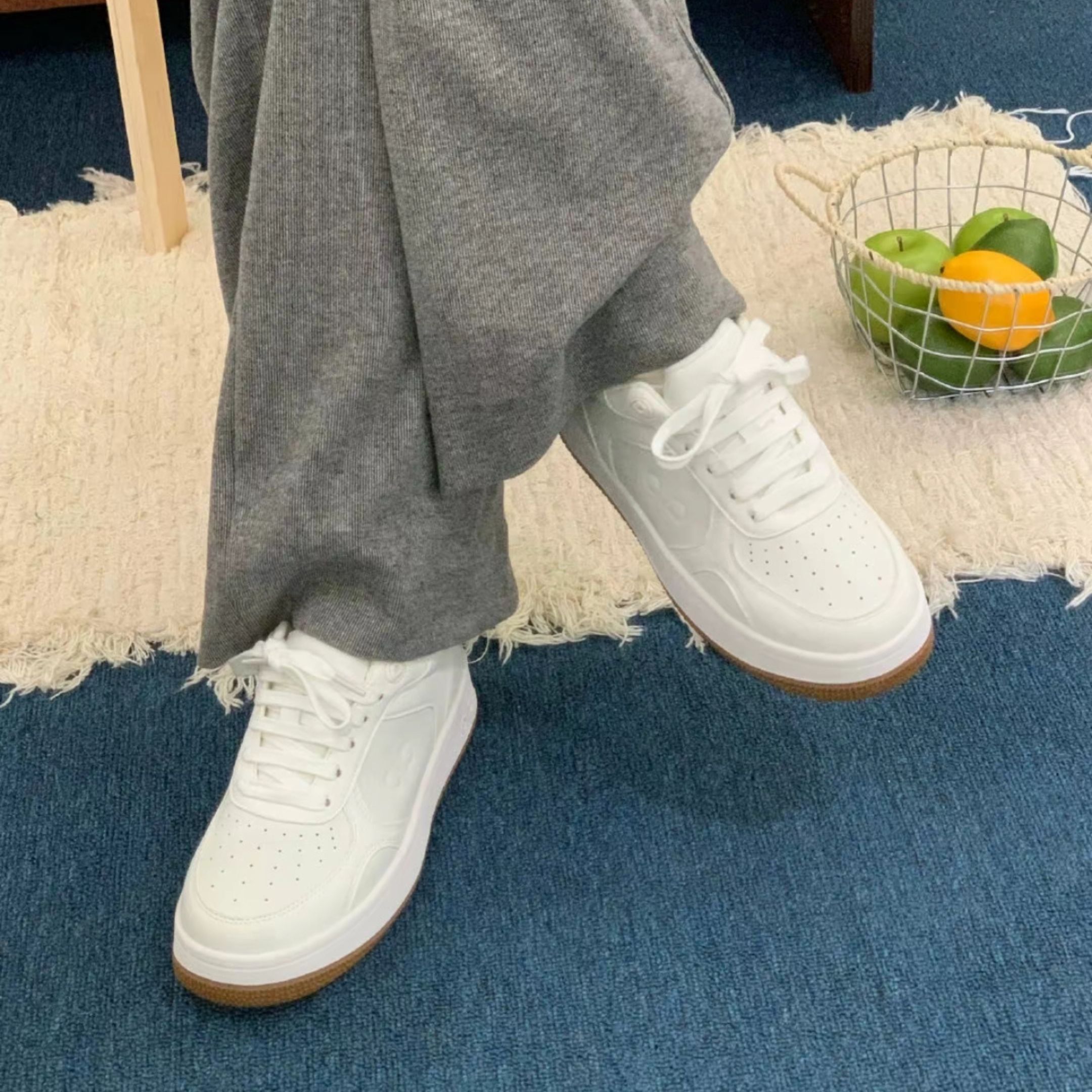 NICEDAY 代購 Alo Yoga Recovery Mode 皮革 小白鞋 百搭 簡約 歐陽娜娜同款 男女同款 A0685U