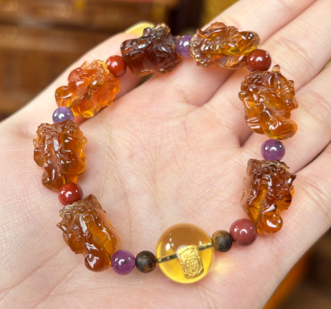 NC260420 - H100-18K藍珀摩羯龍開運法陣手串-(需留中文全名，包集體開光)(預計6月中到貨)(只限尖沙咀門市自取不包郵)