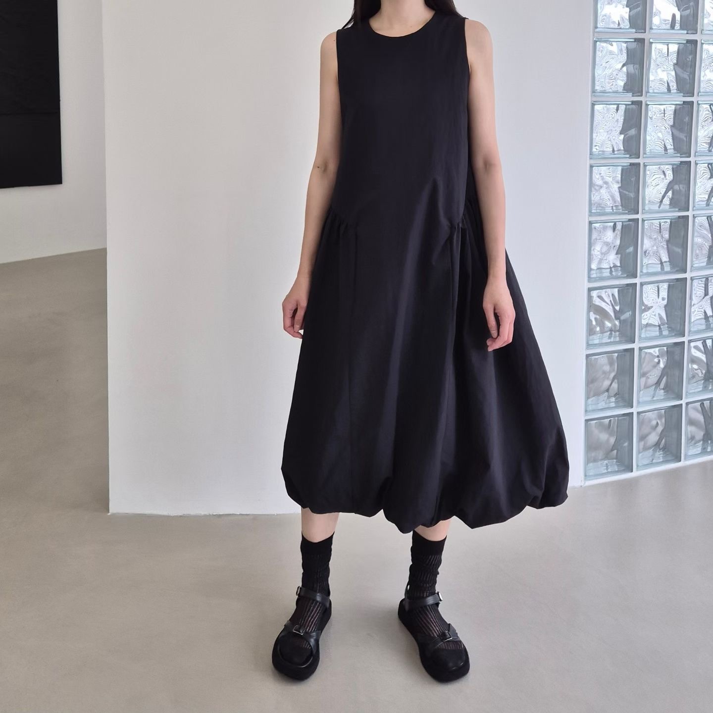 風褸料泡泡背心裙