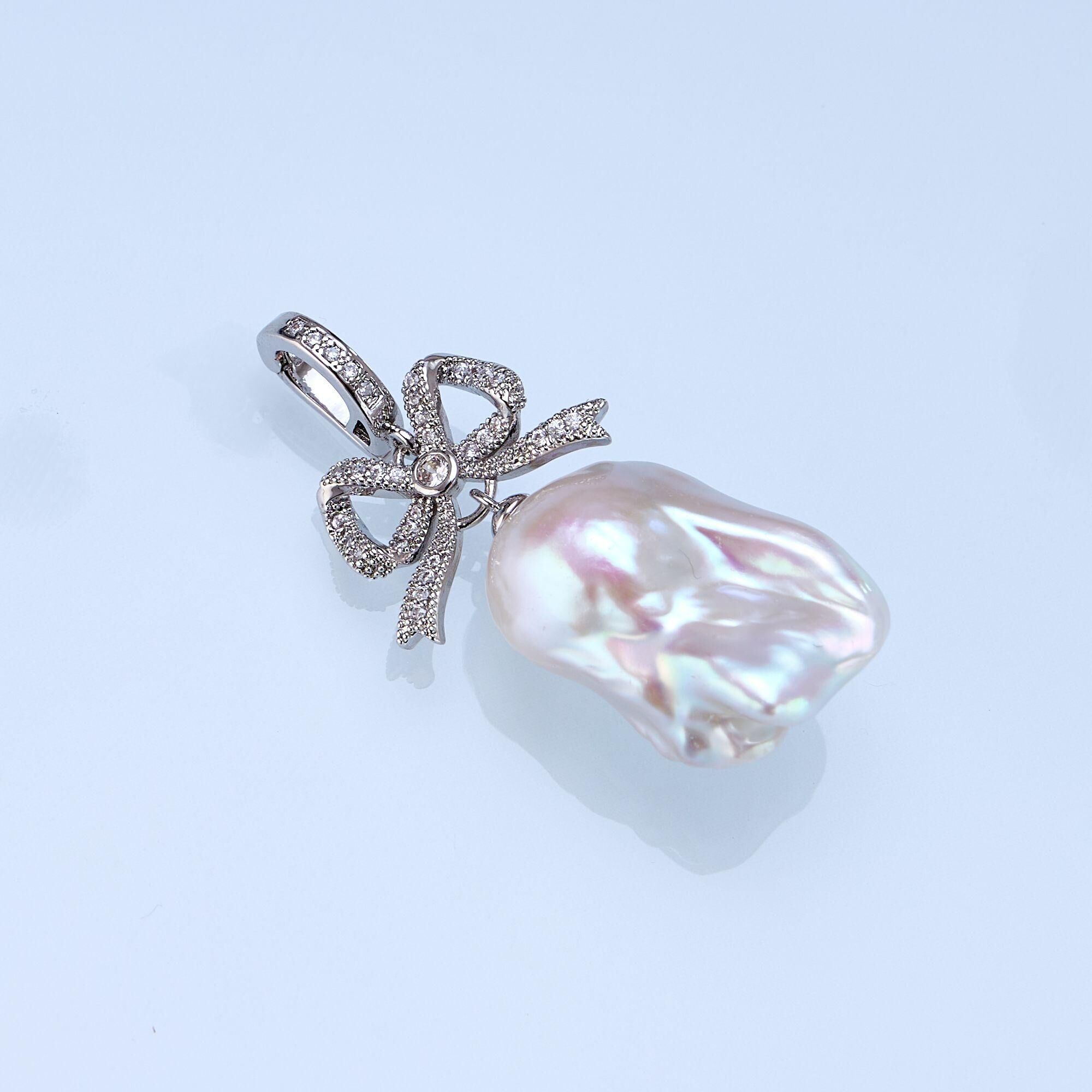 0421sz15-SZHK-PEARL-淡水蝴蝶結萬能扣吊墜+鏈(B17)