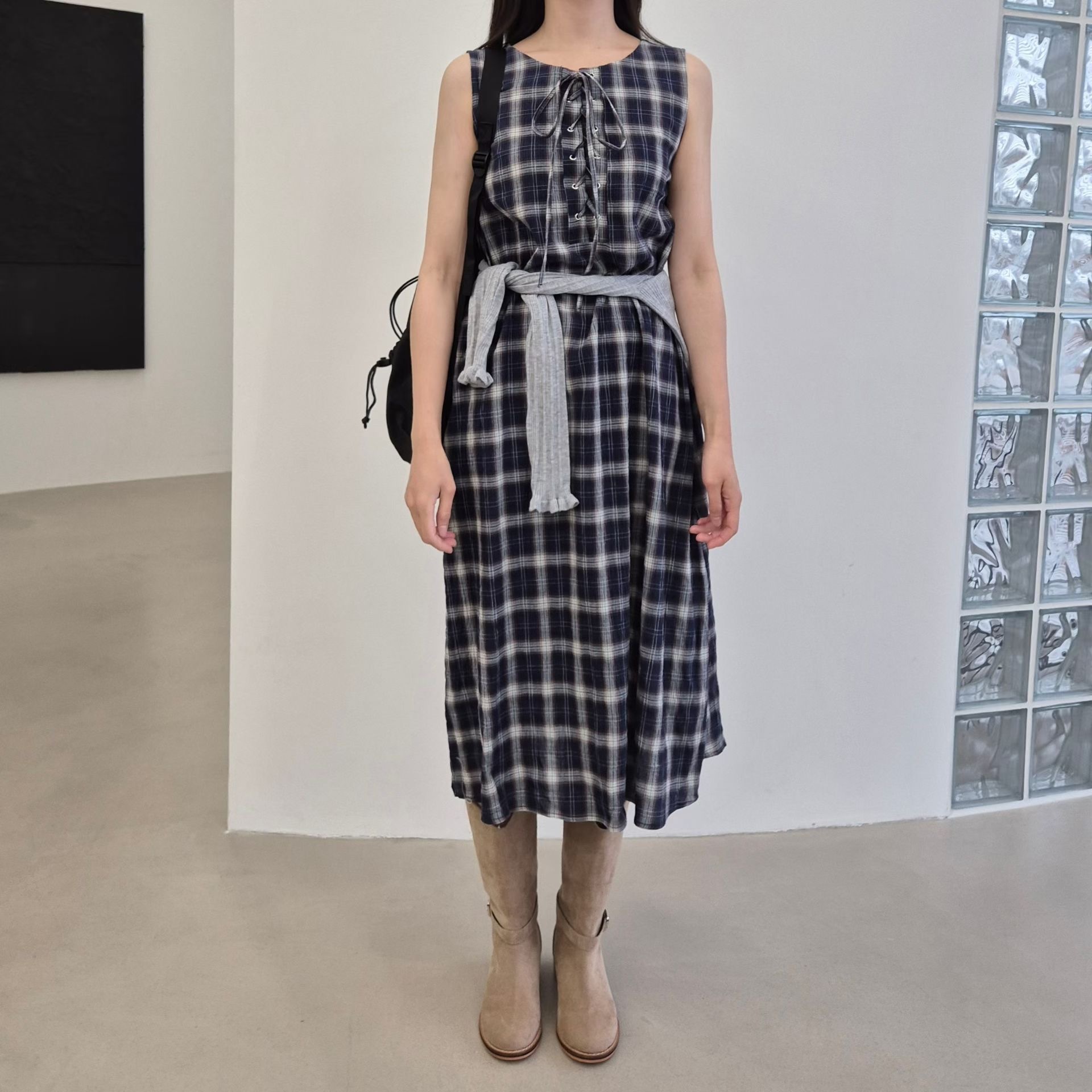 綁帶格仔直身裙