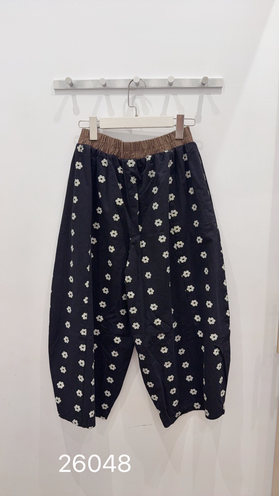 小花滿版棉麻彎刀褲(預購)