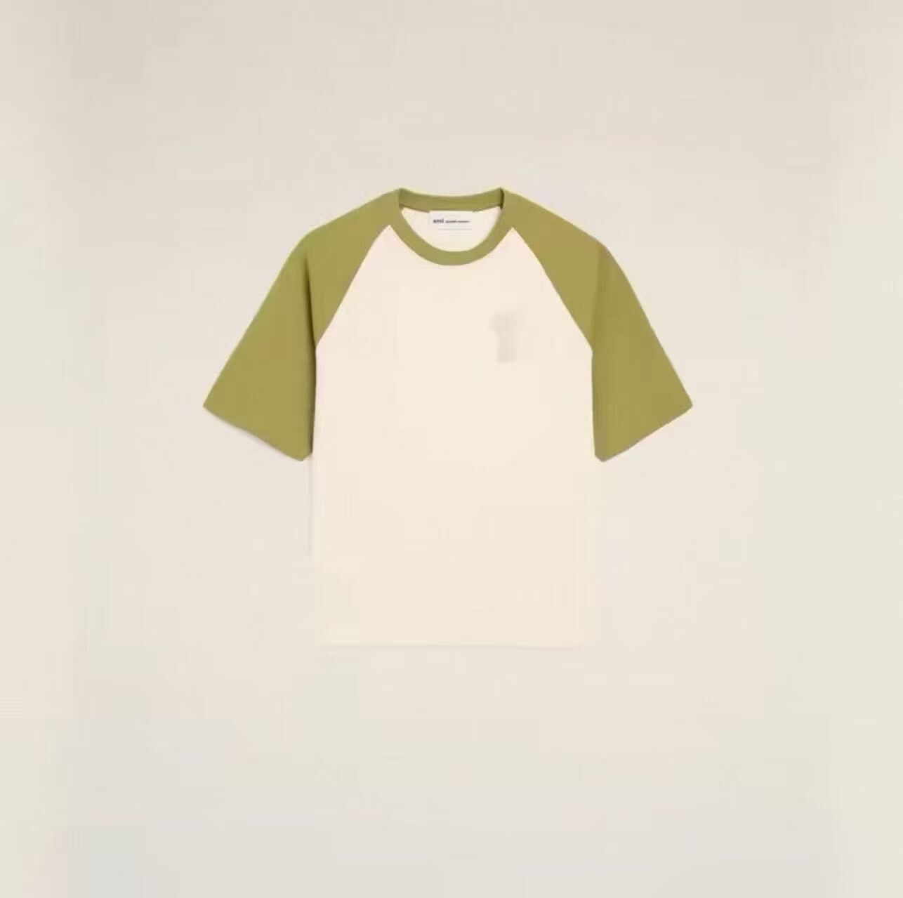 AMl 毛絨立體愛心LOGO雙色短T (2色)