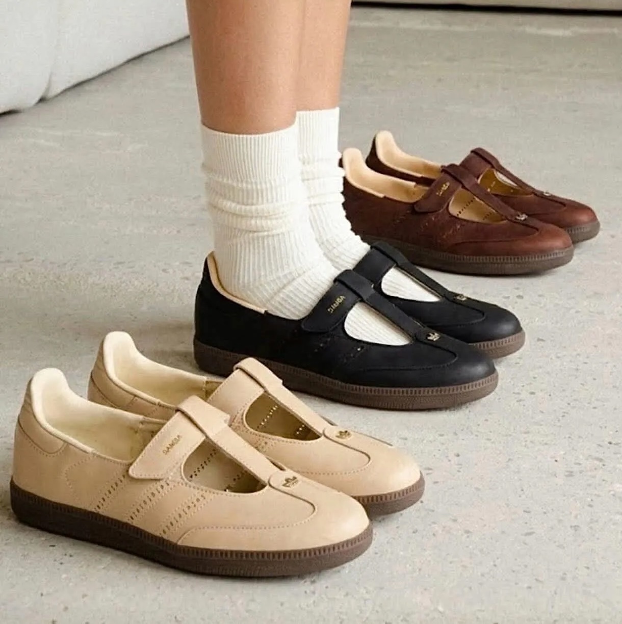 美得過份！ADIDAS SAMBA JANE T字鞋帶款 (3 Colours)