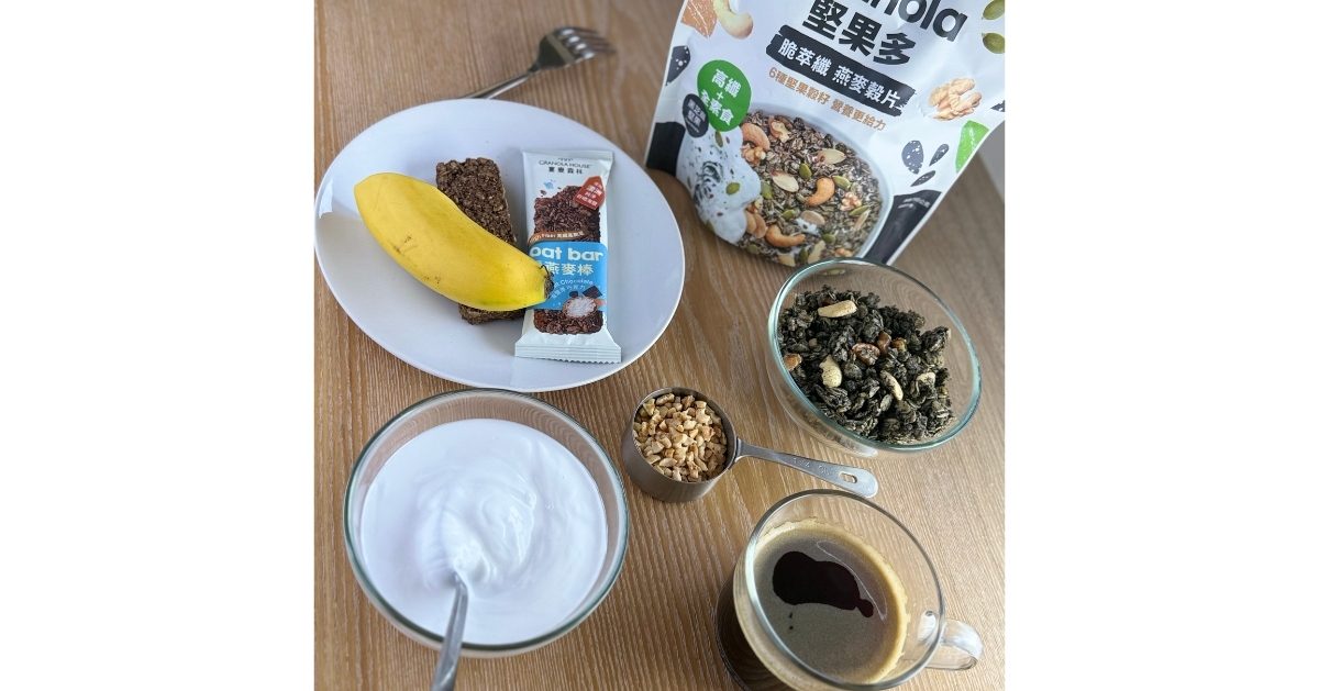 隔夜燕麥杯作法1 - 提拉米蘇風味  (以無糖優格取代馬斯卡彭起司)