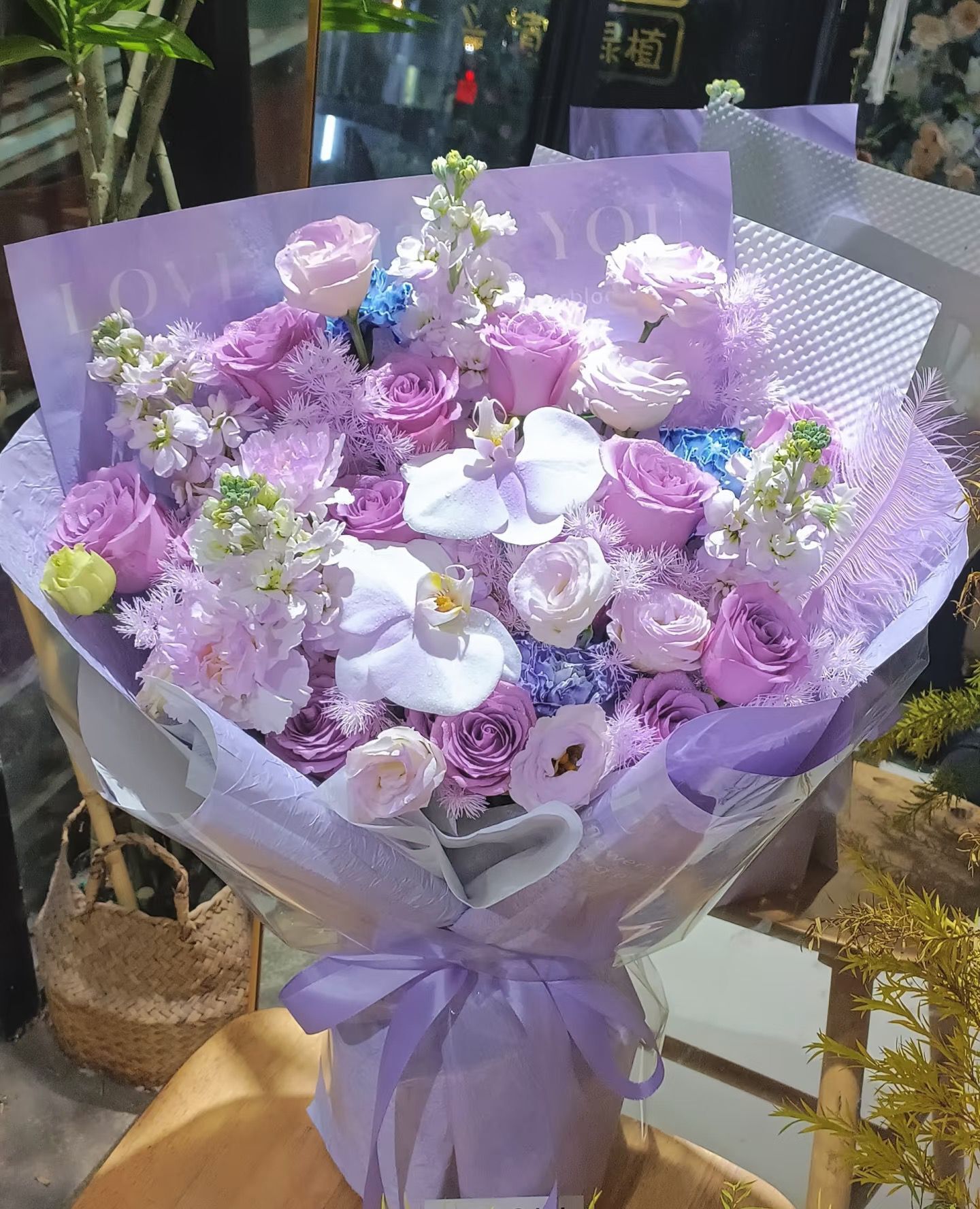 紫玫瑰花束 A06