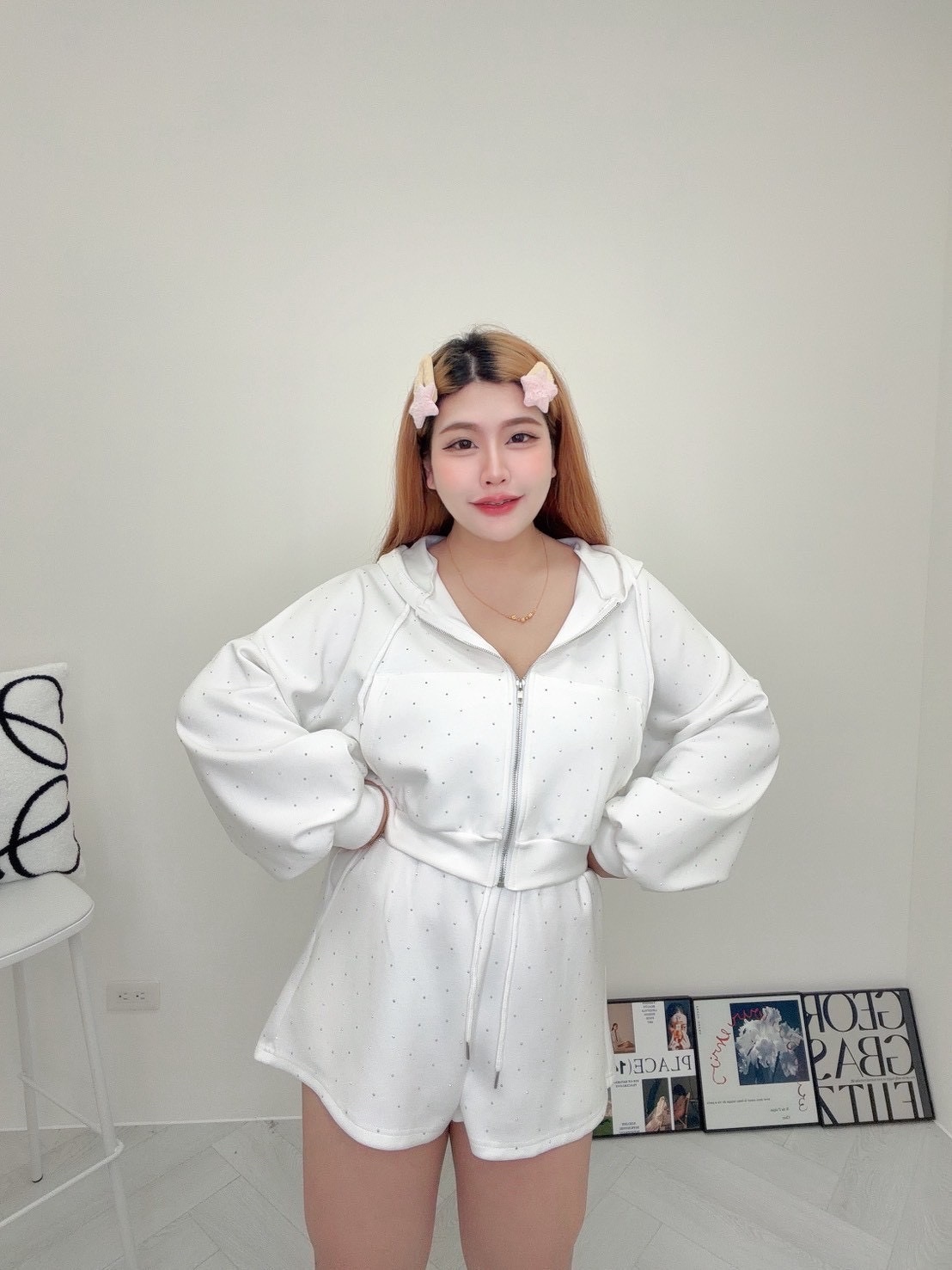 [新品九折優惠] 🇹🇼加大系列 - 爆鑽閃閃外套＋抽繩短褲套set