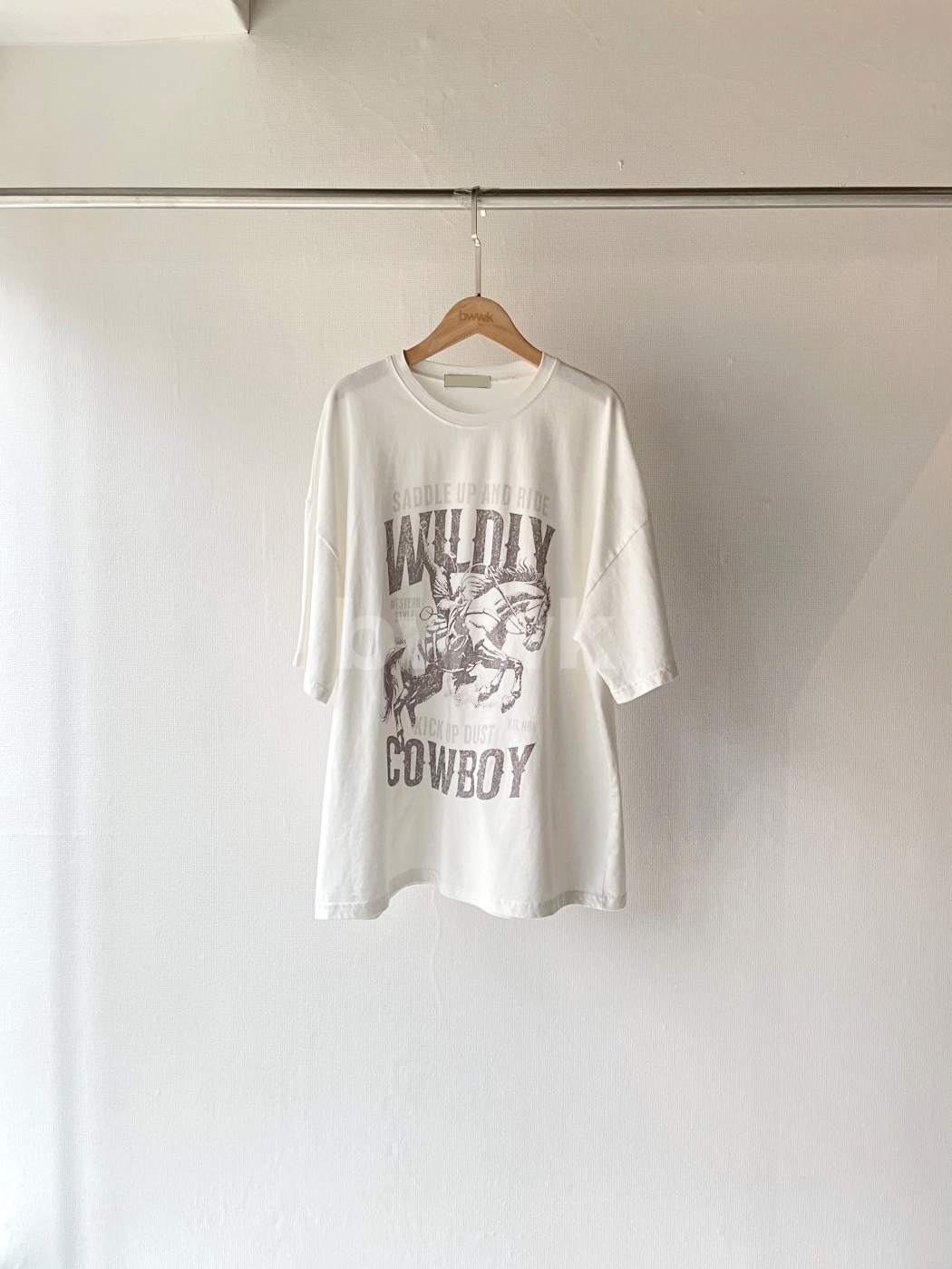 荒野牛仔寬版短踢