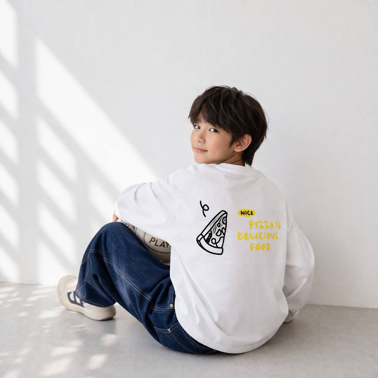 前胸刺繡pizza 薄長T