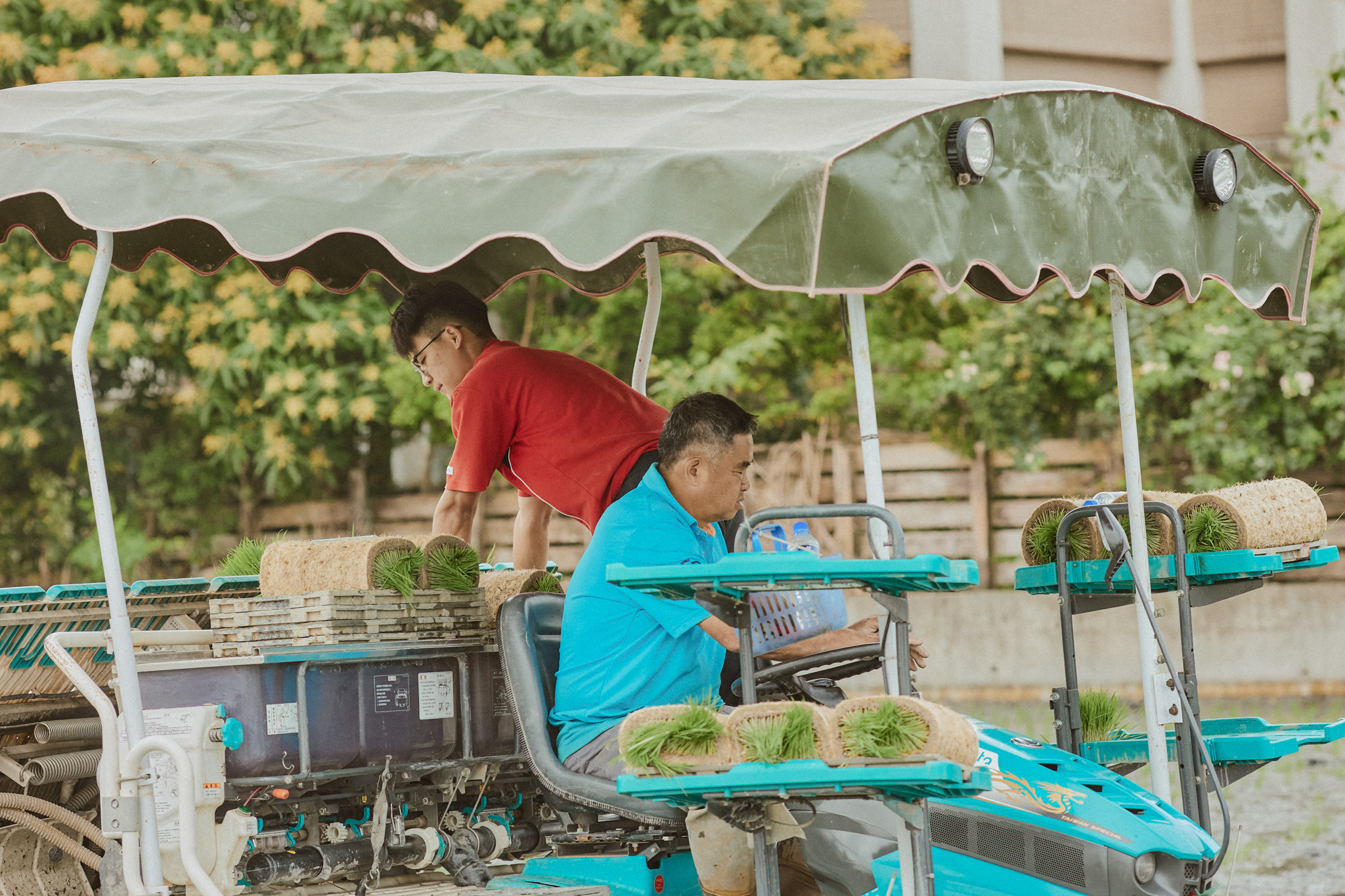 一起工作後，更了解彼此在意的事，也更加相互尊重