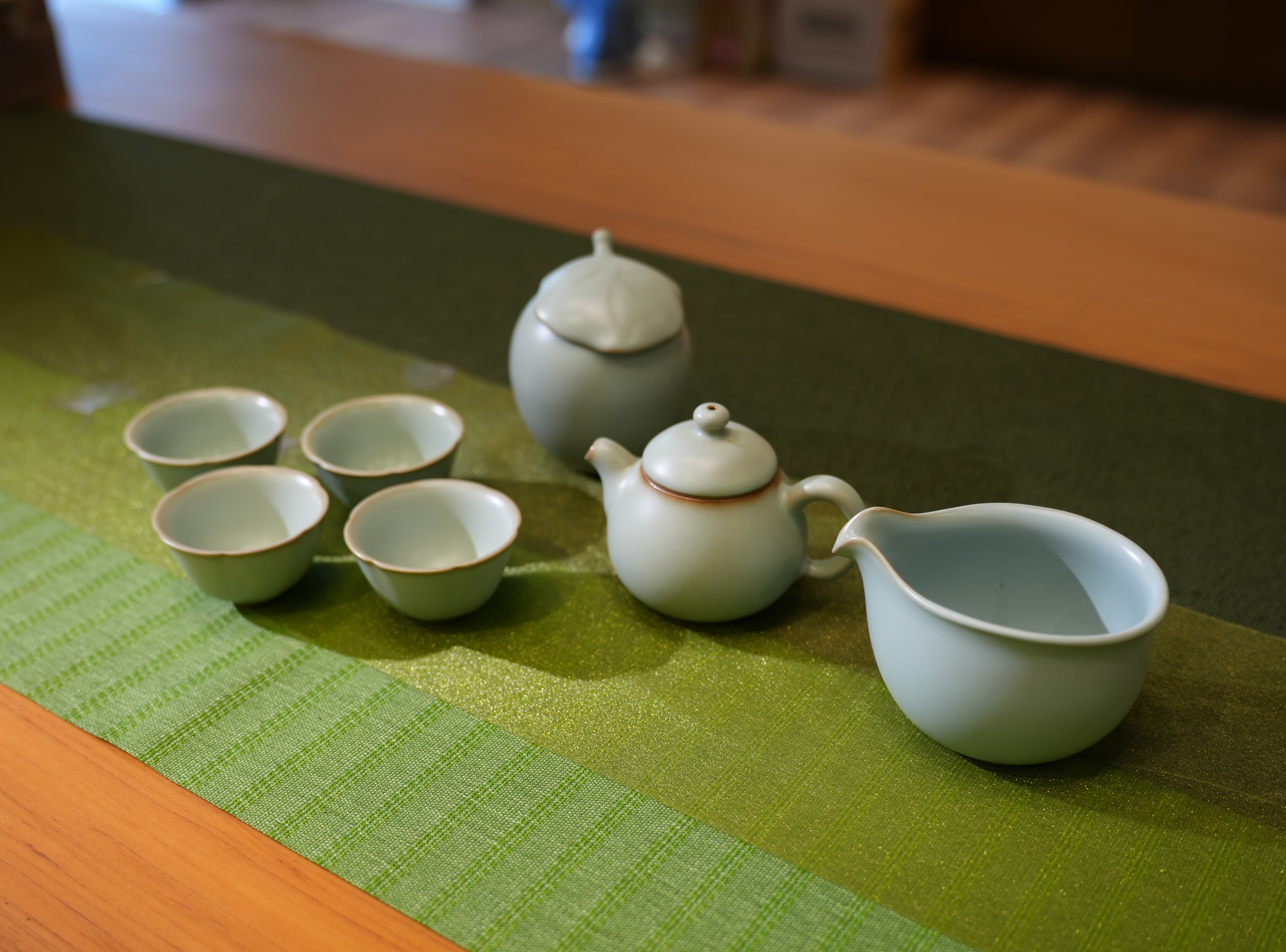 懷汝一壺四杯一茶海｜小編滿額不燒腦母親節孝心首選組(贈一兩茶葉罐)