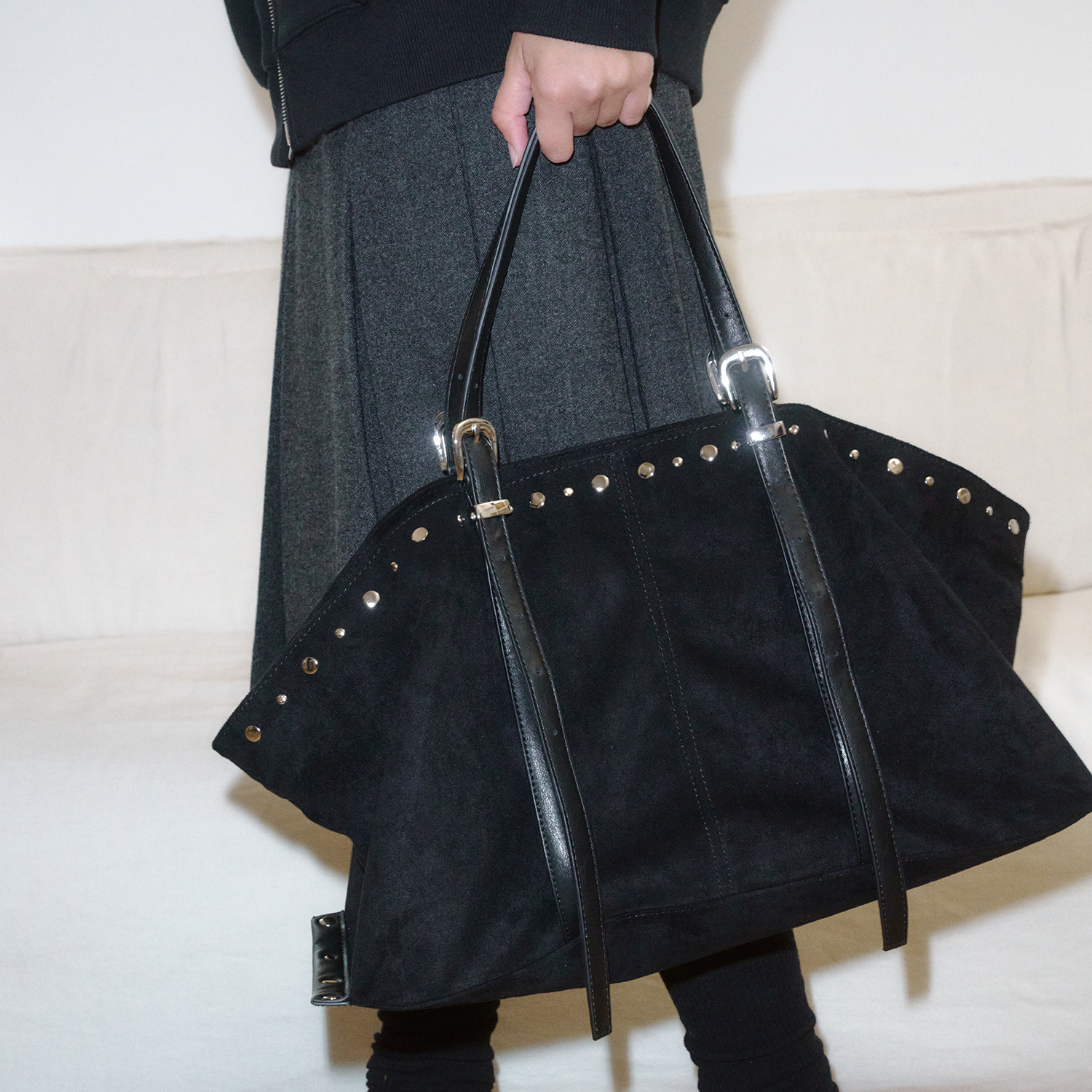 KHIHO VEYRA STUD BAG