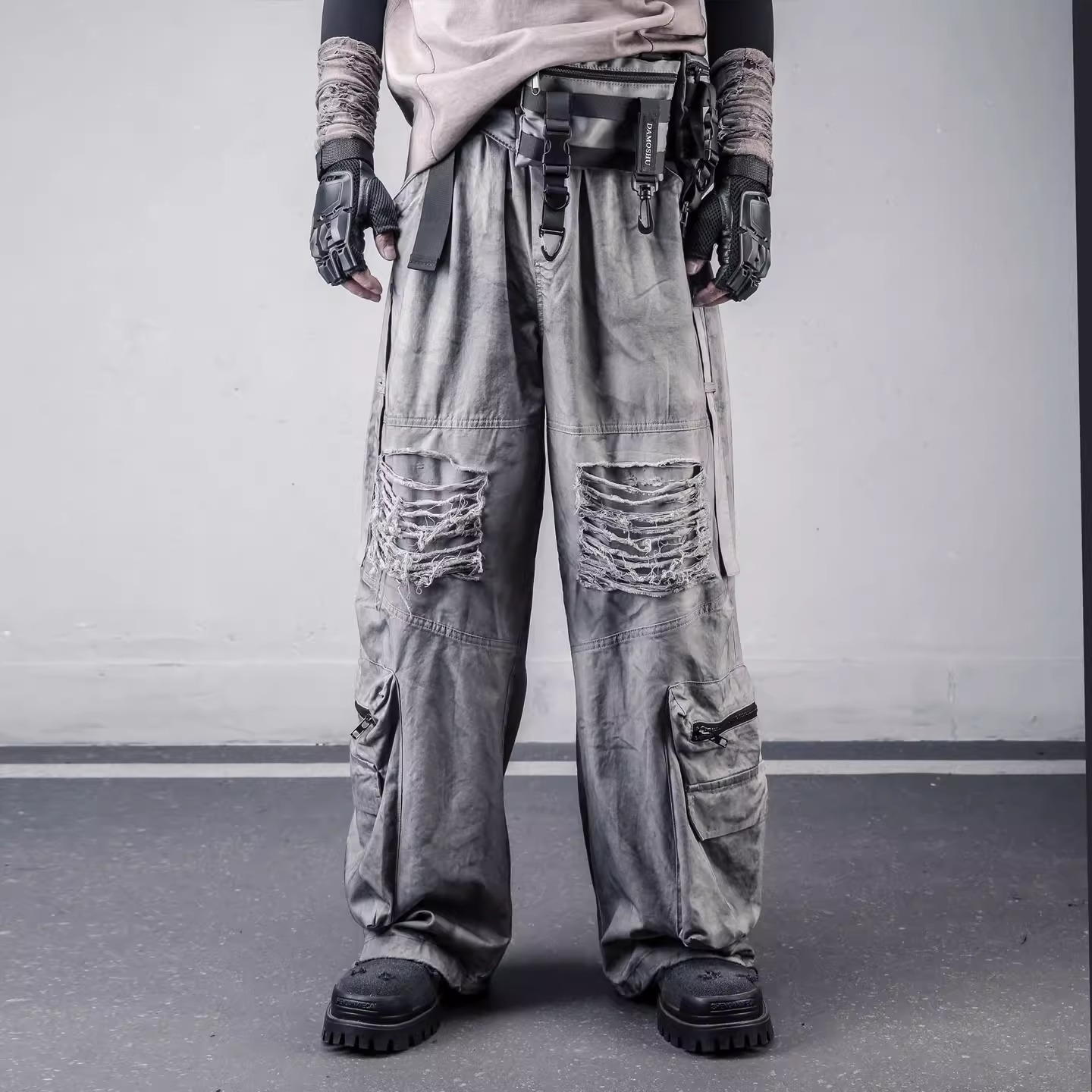 𝙏𝙀𝘾𝙃𝙒𝙀𝘼𝙍 廢土機能工裝髒洗破壞闊腿褲