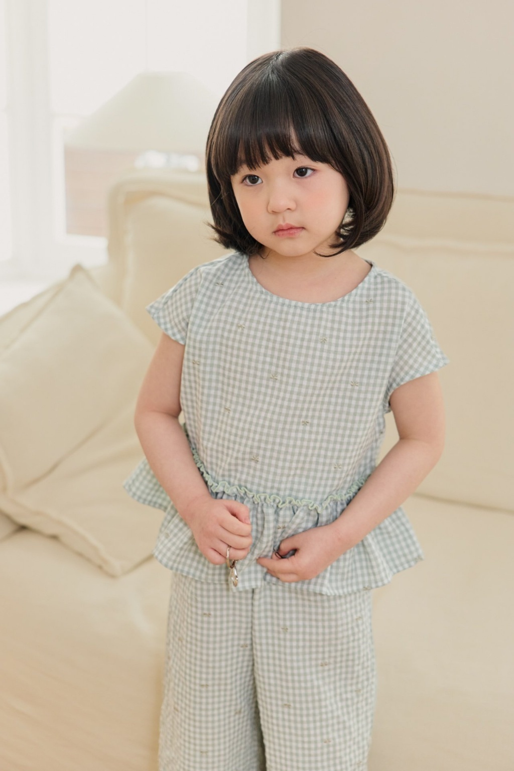 正韓夏Chulsuyounghee 兩色刺繡蝴蝶結格紋花邊套裝