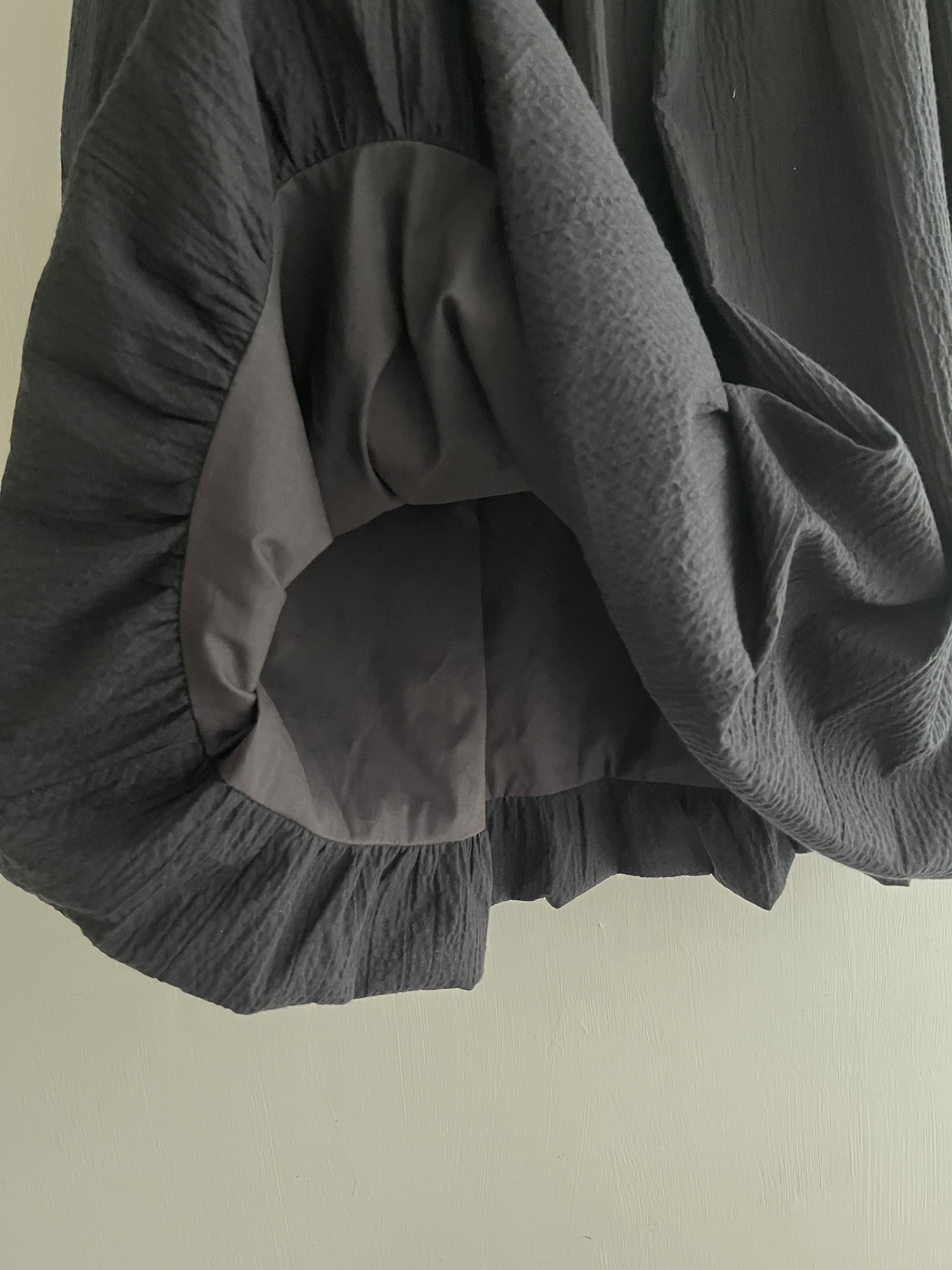 Cloud nine黑色皺皺布全橡筋裙