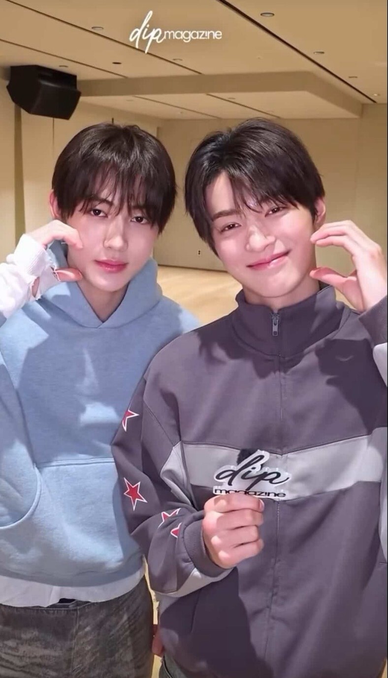 【預購】韓國 THEVINYL HOUSE 安乾鎬 同款 STAR TRACK 拉鍊 外套 炭灰