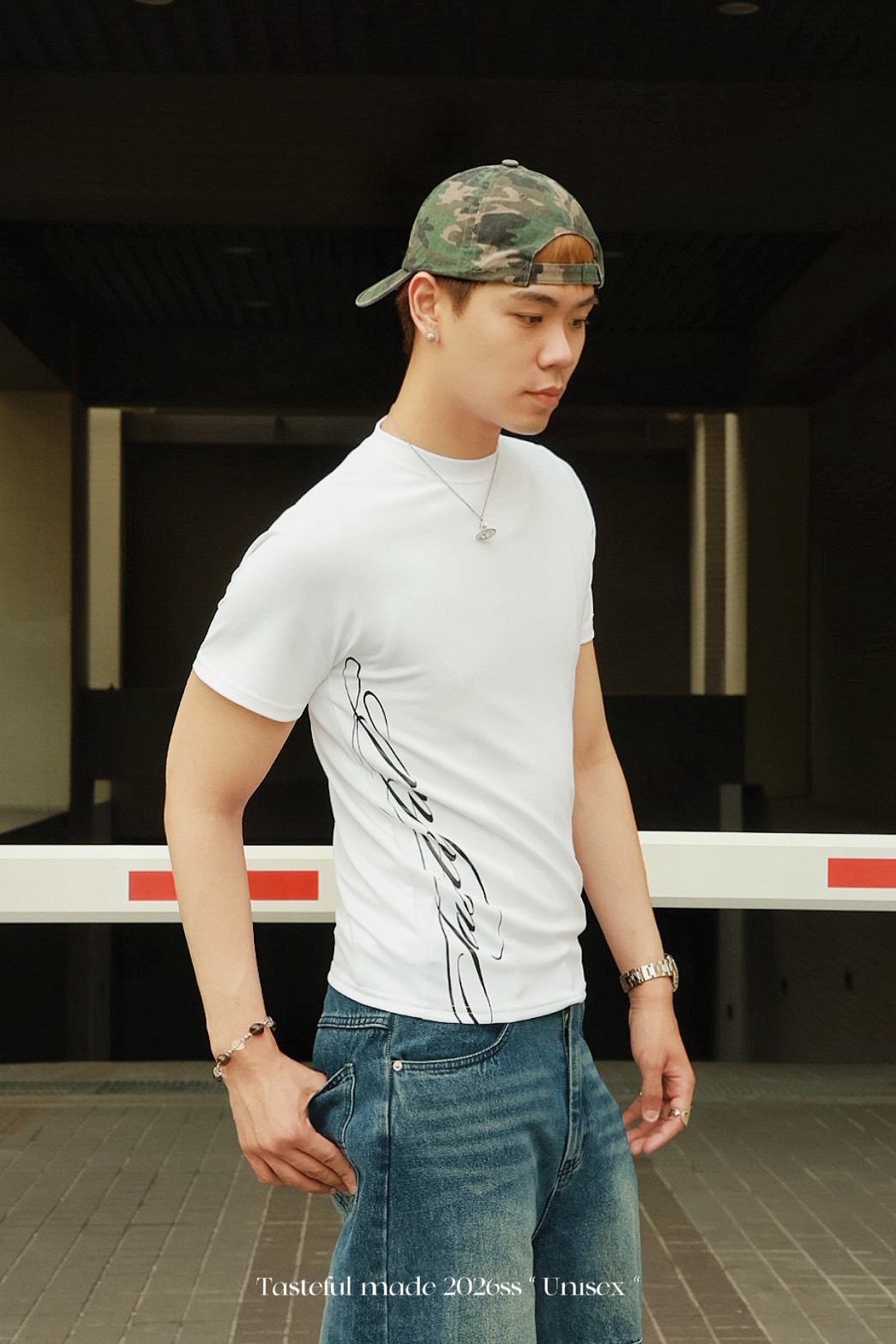 TASTEFUL MADE (T-24) - 品牌訂製 瑜珈面料 彈性 草寫 正肩 涼感 緊身 健身 T恤 上衣 短袖