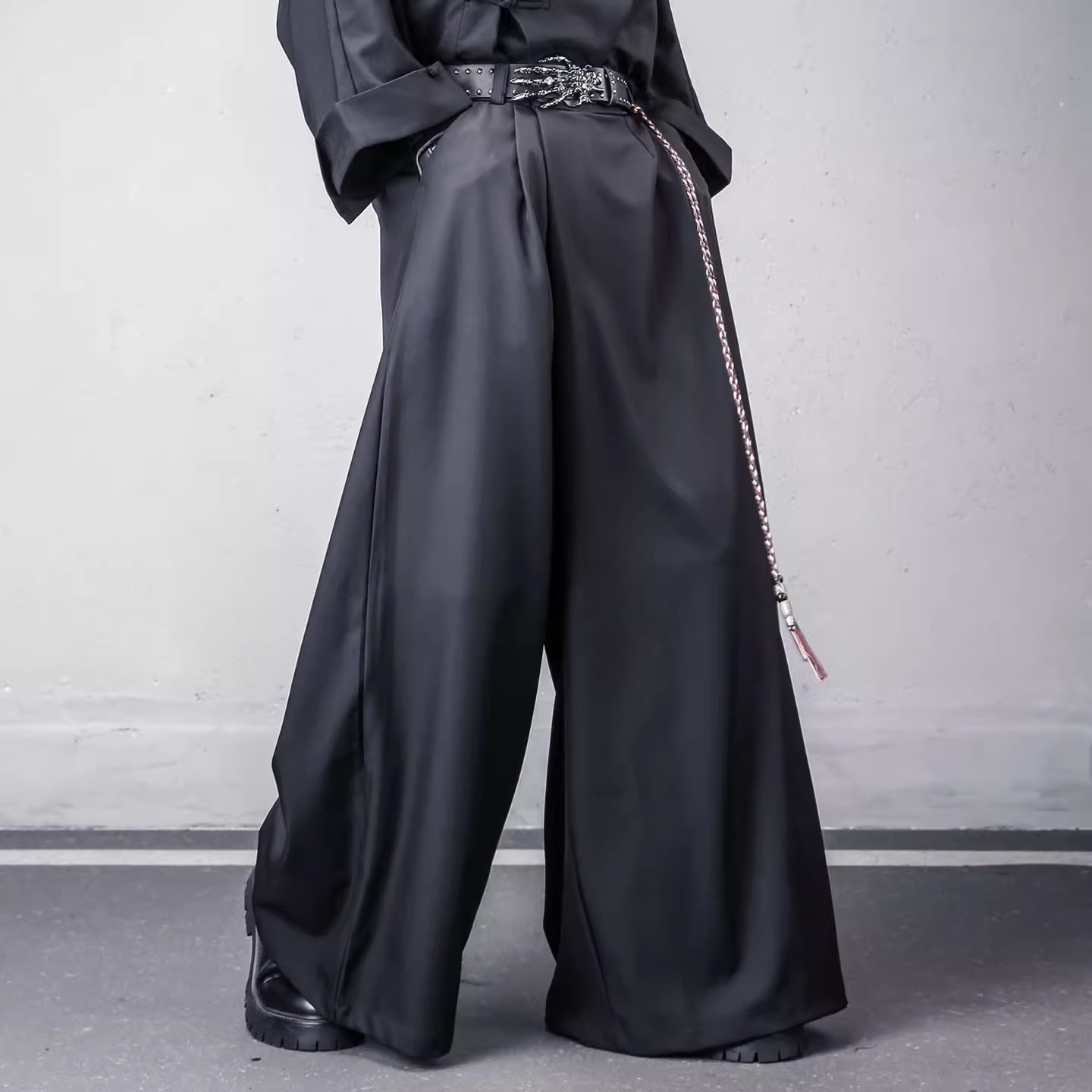 𝙏𝙀𝘾𝙃𝙒𝙀𝘼𝙍 山本中式解構闊腿寬褲