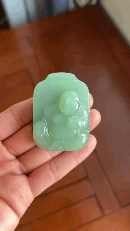 41075 和田玉粉青佛公牌