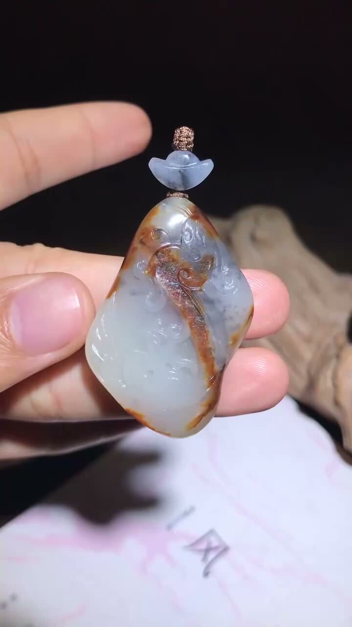 和田玉聚紅皮籽料龍鳳呈祥,天然和田玉軟玉