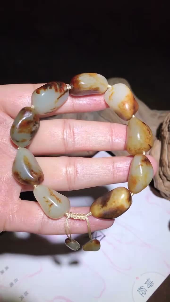 410718 和田玉籽料原石手串