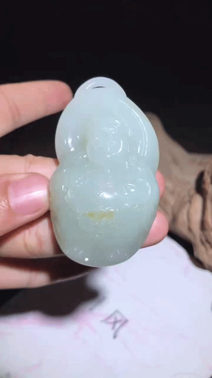 410719 和田玉灑金皮籽料財神