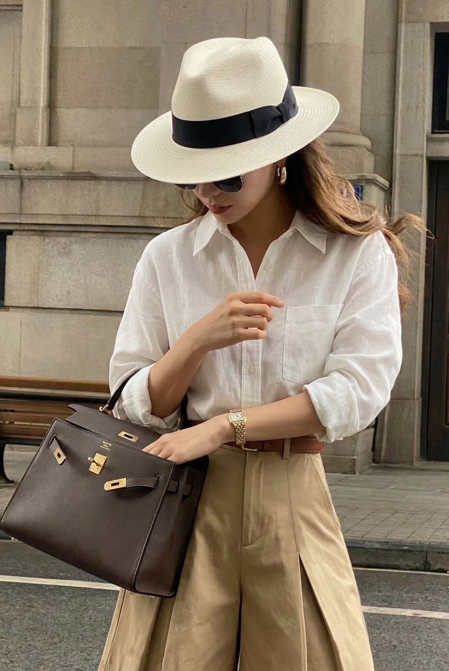 奶茶杏打褶造型A字過膝七分寬褲-S-L (Elegant & Love)