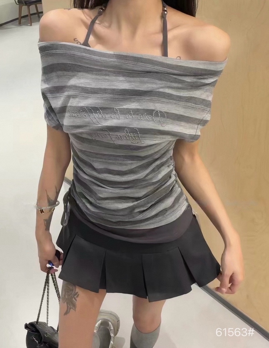 側抽繩掛脖一字條紋上衣