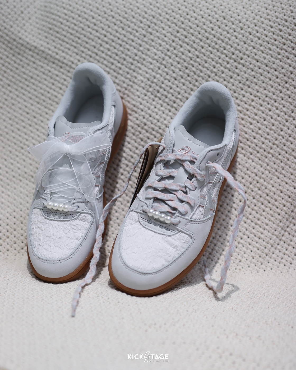 女鞋 ASICS SKYHAND OG 灰色 串珠 休閒跑鞋【1203A880-700】