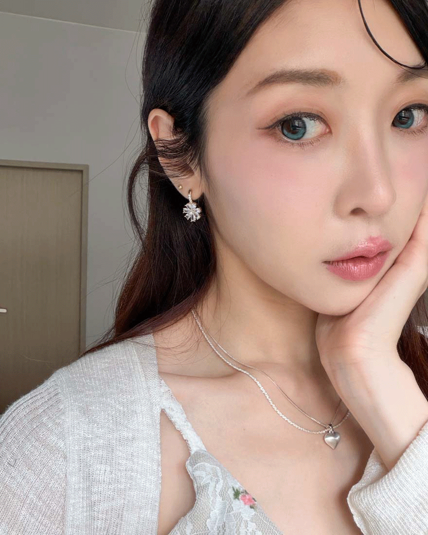 唯美獨白鑽石花朵垂墜耳環-純銀針式