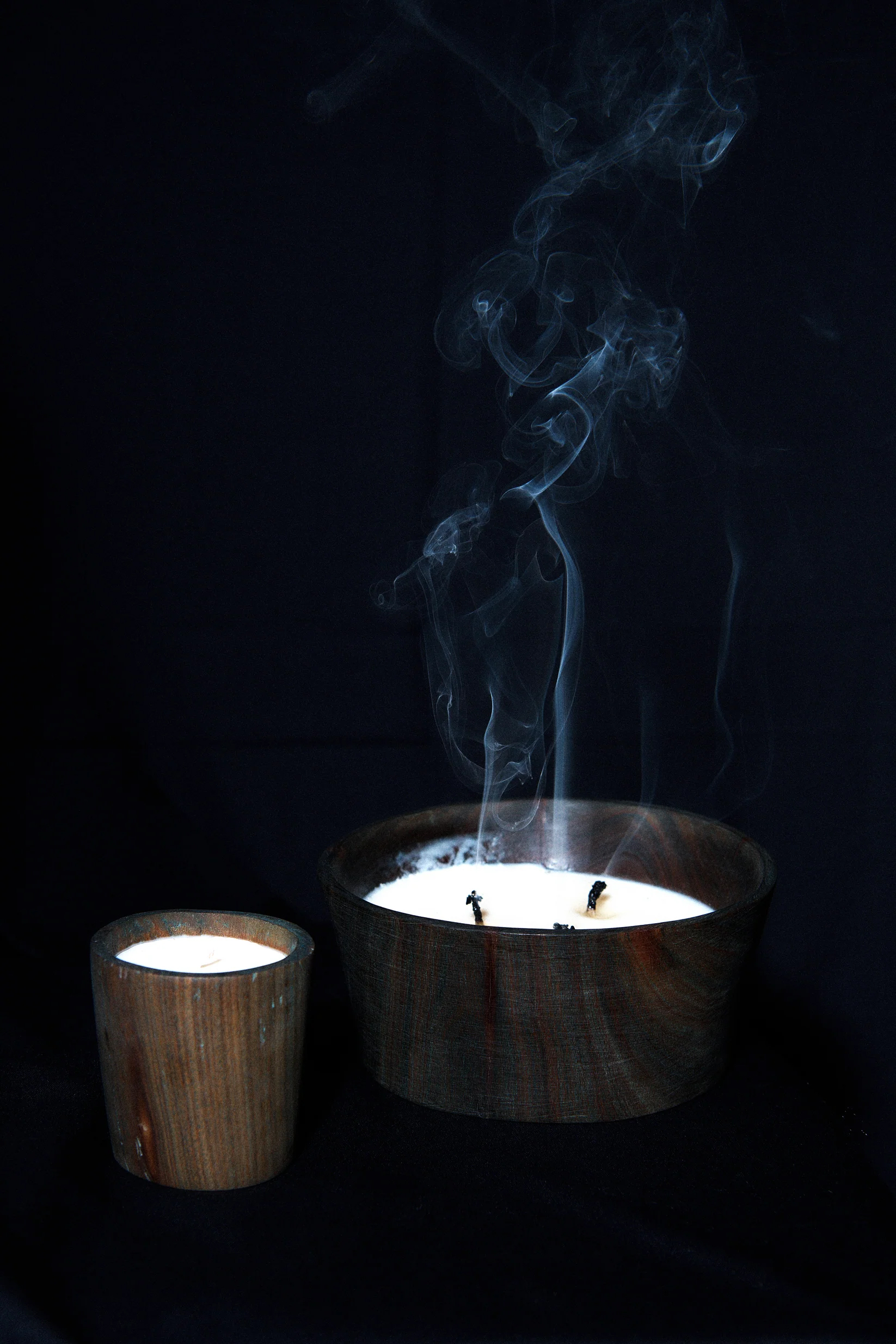 seya. PALO SANTO HAND MADE CANDLE - MEDIUM 10CM ⌀