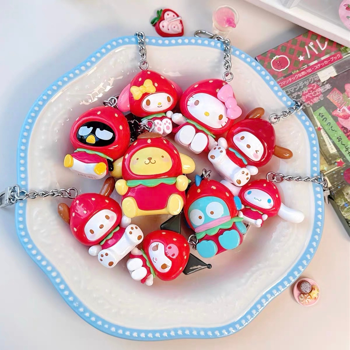 三麗鷗家族草莓糖系列 MINI吊飾 [9入/中盒]