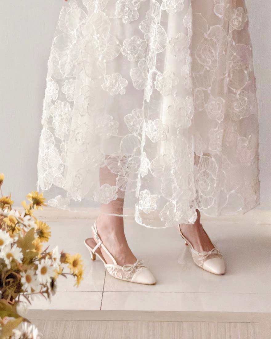 氣質眷戀透肌刺繡網紗蝴蝶結繫帶高跟鞋-優雅白36-39