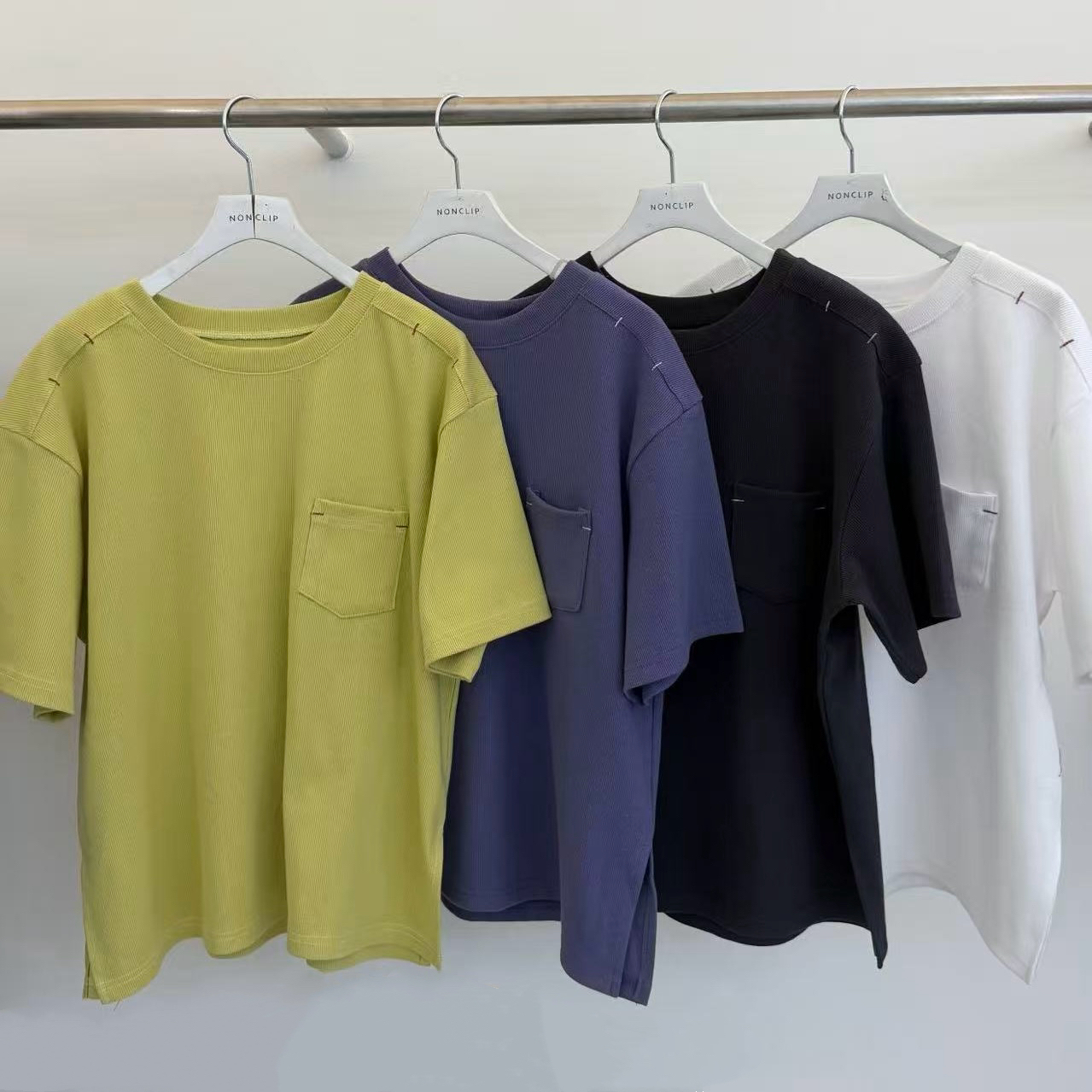 【Non-Clip】胸小袋壓紋TOP (A8-A11)