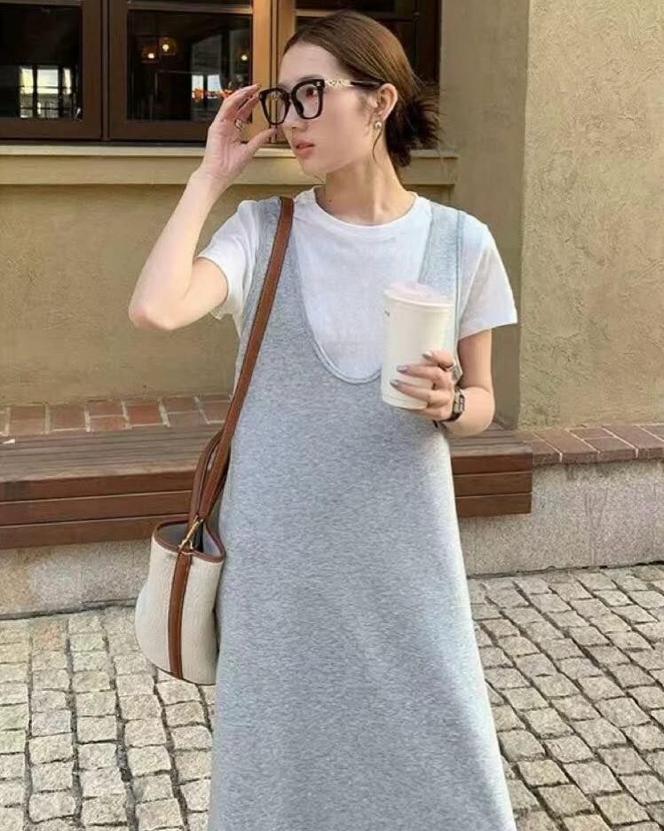 【簡約小文青感的雪花小釦T+大U背心洋套組】（預購）