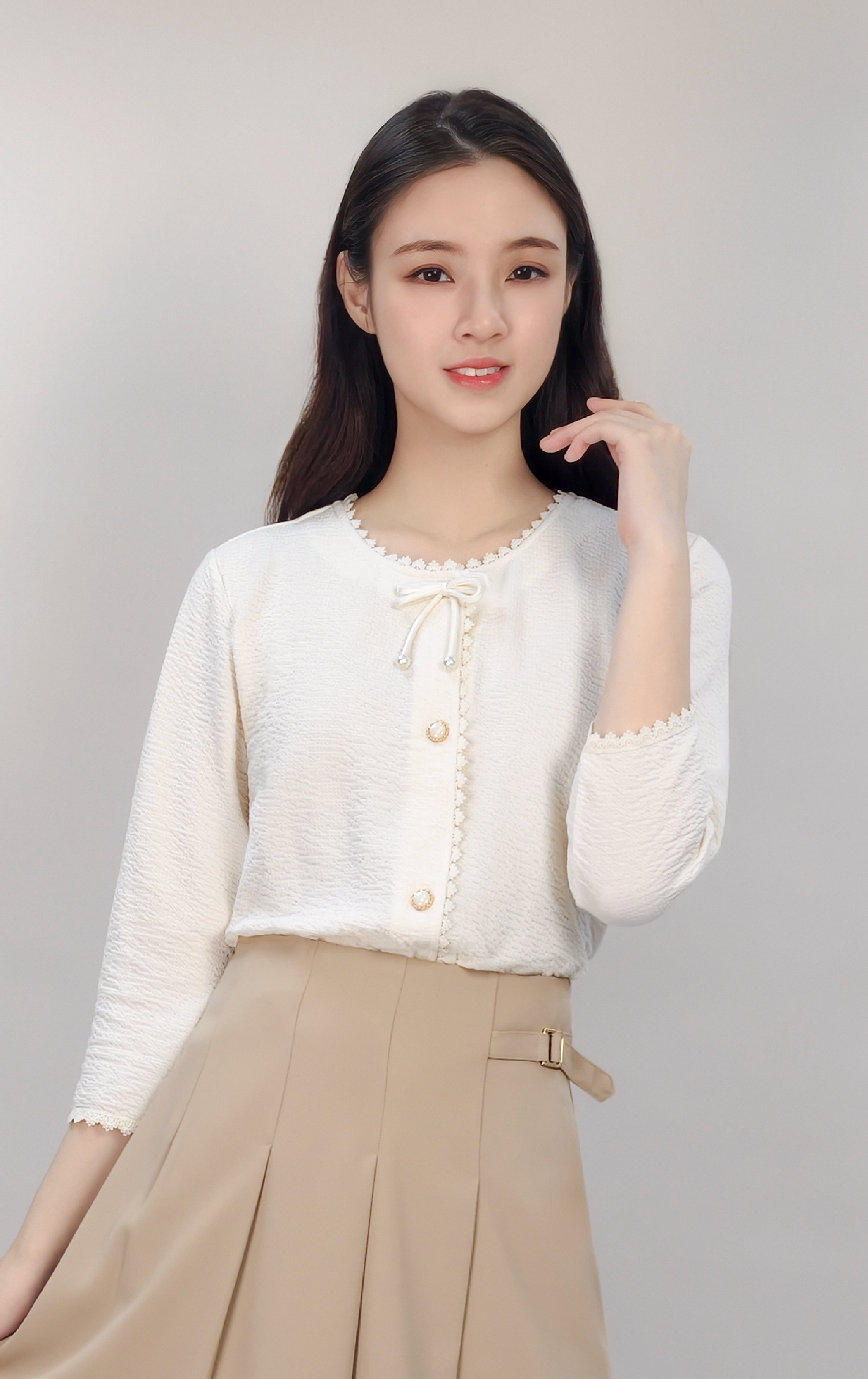 Button-up Knit Top With Lace-Trimmed CD0632