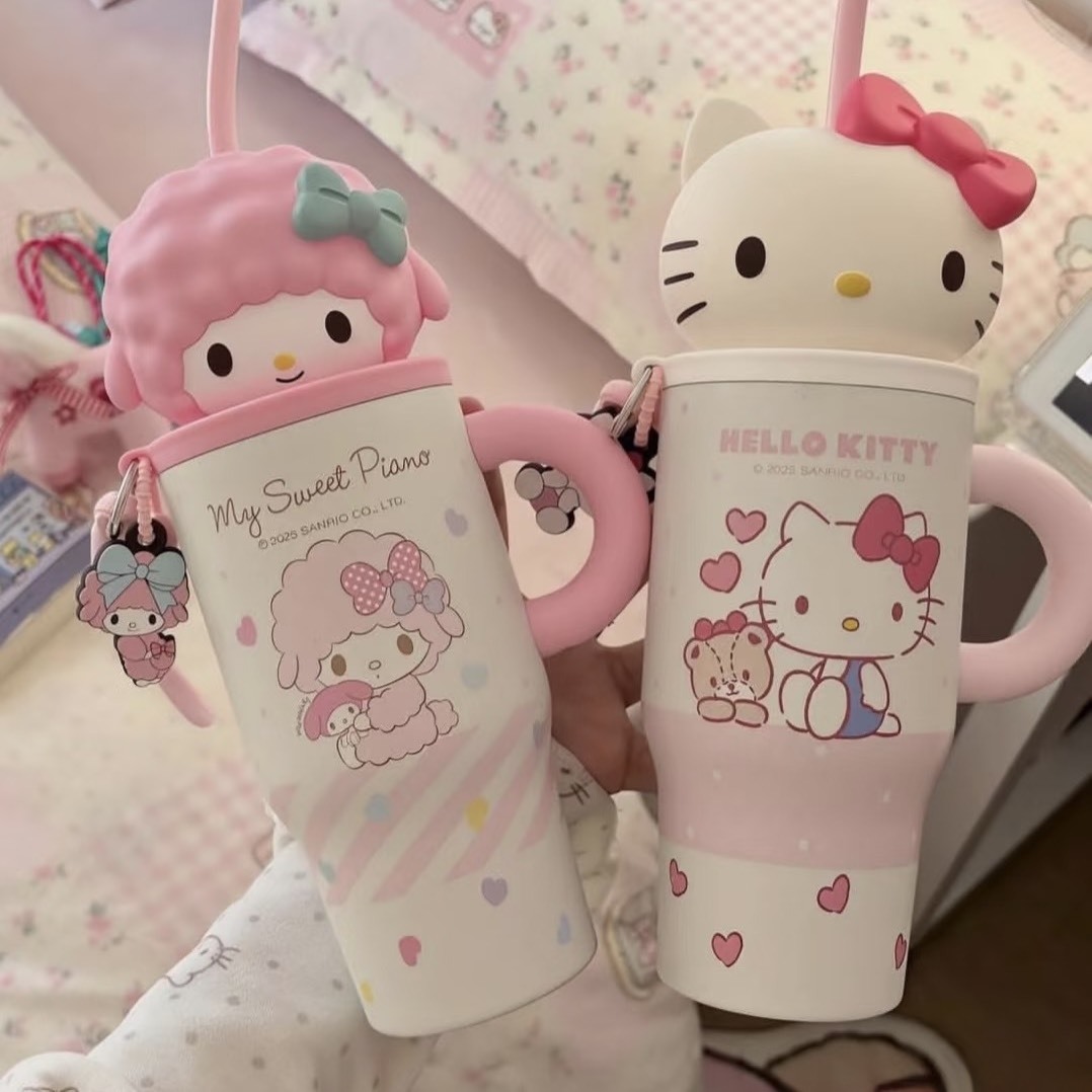 （預購）正版授權三麗鷗SANRIO聯名 冰霸杯 吸管杯 保溫杯 隨行杯 (580ml)