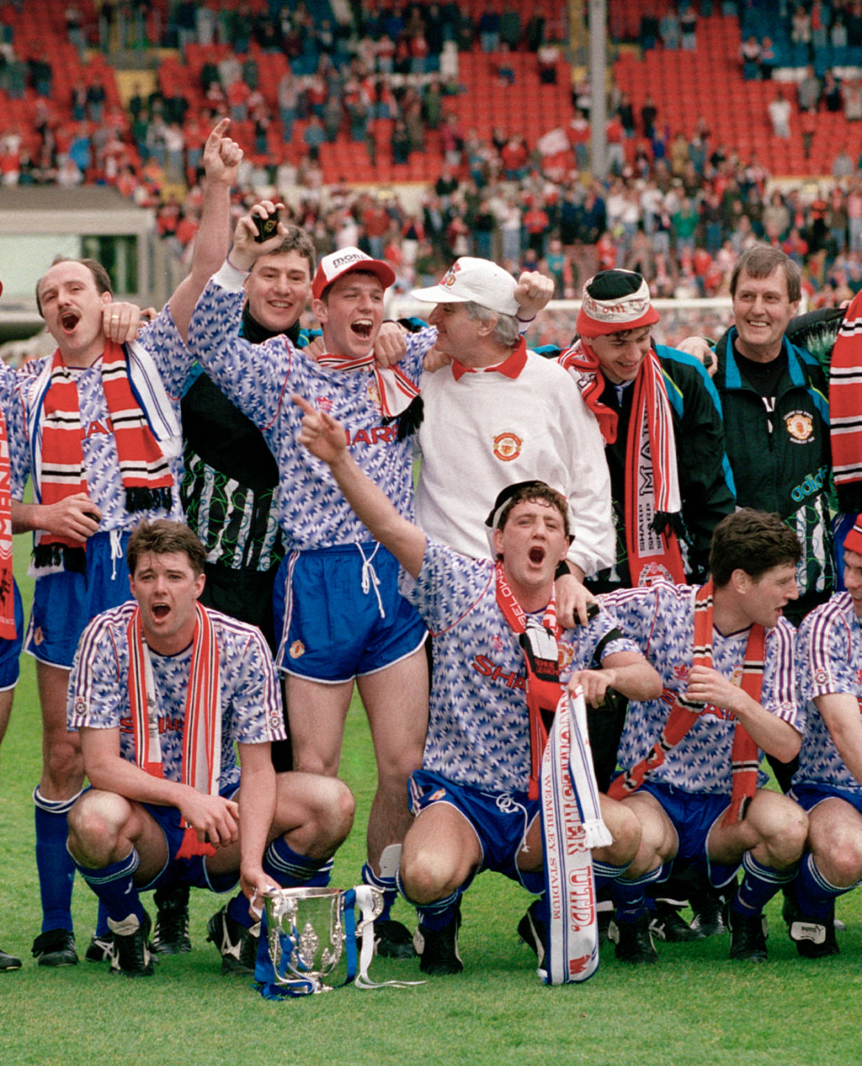 1990 Manchester United Retro Away Shirt with Number