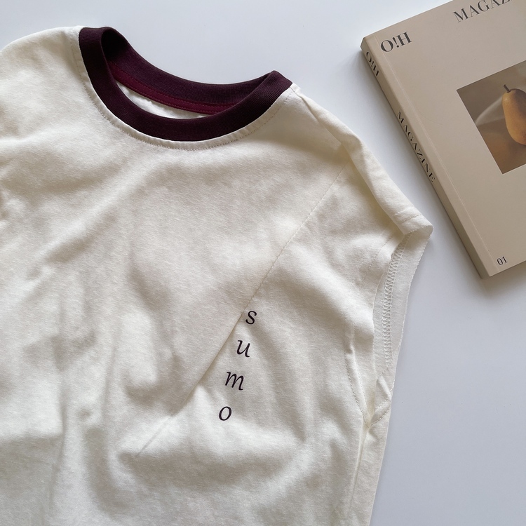 米色無袖背心上衣