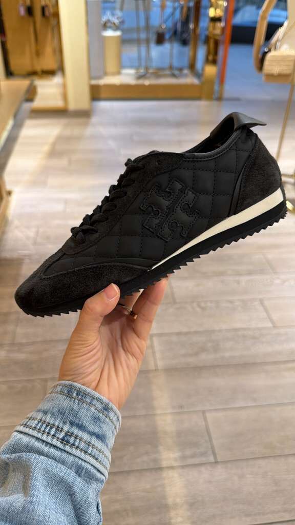 YO017 Tory Burch 菱格紋波鞋 黑色