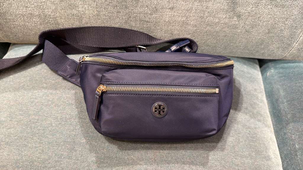 YO004 Tory Burch 尼龍腰包 深藍色 27x16cm